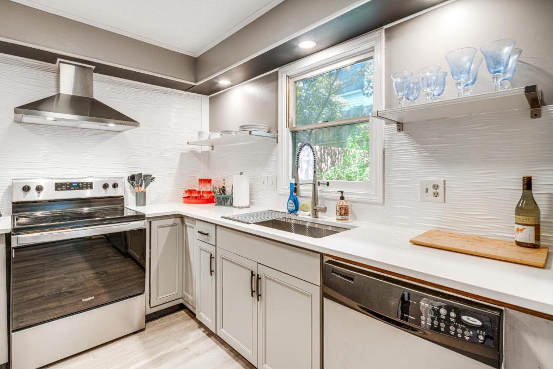 Photo of Kitchen in West Side Historic District