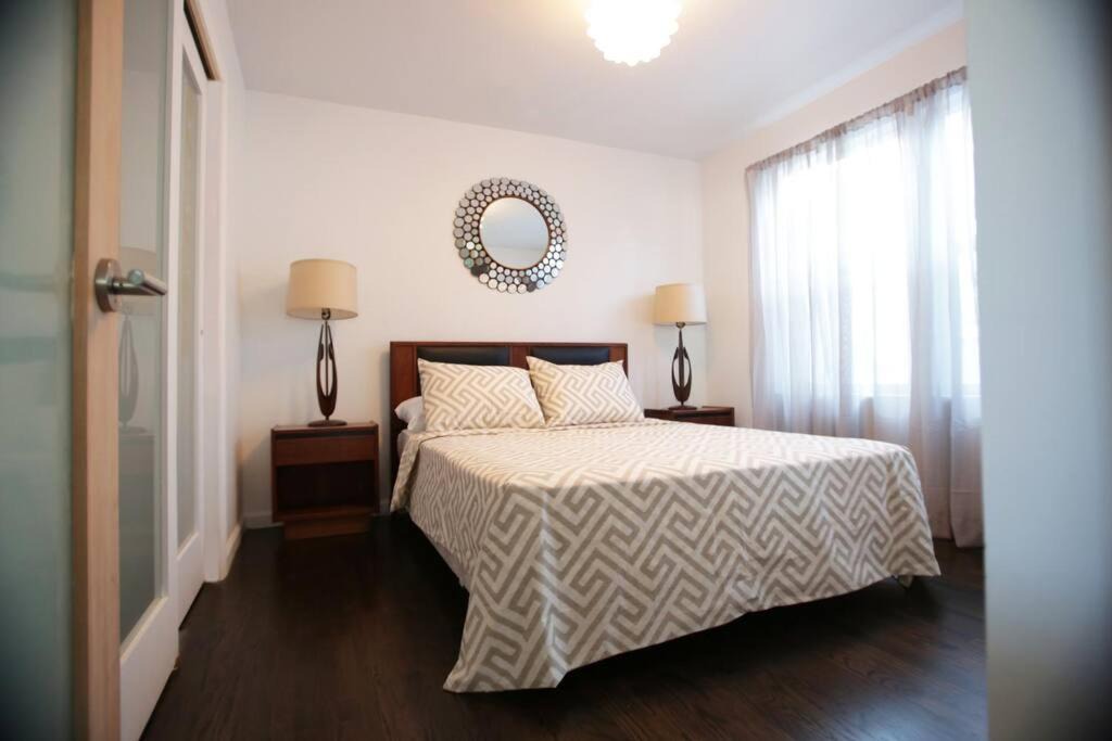 Photo of Bedroom in Mar Vista