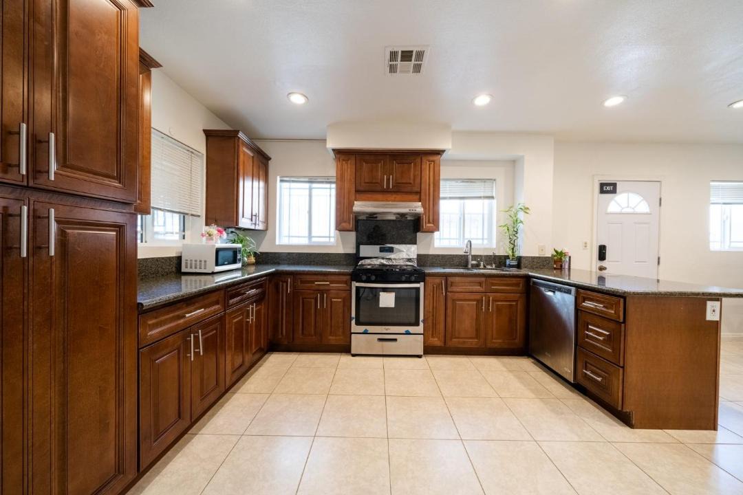 Photo of Kitchen in Monterey Park