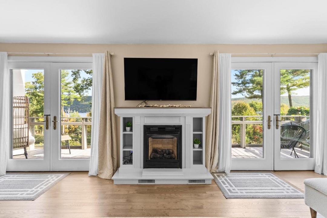 Photo of Livingroom in Canandaigua