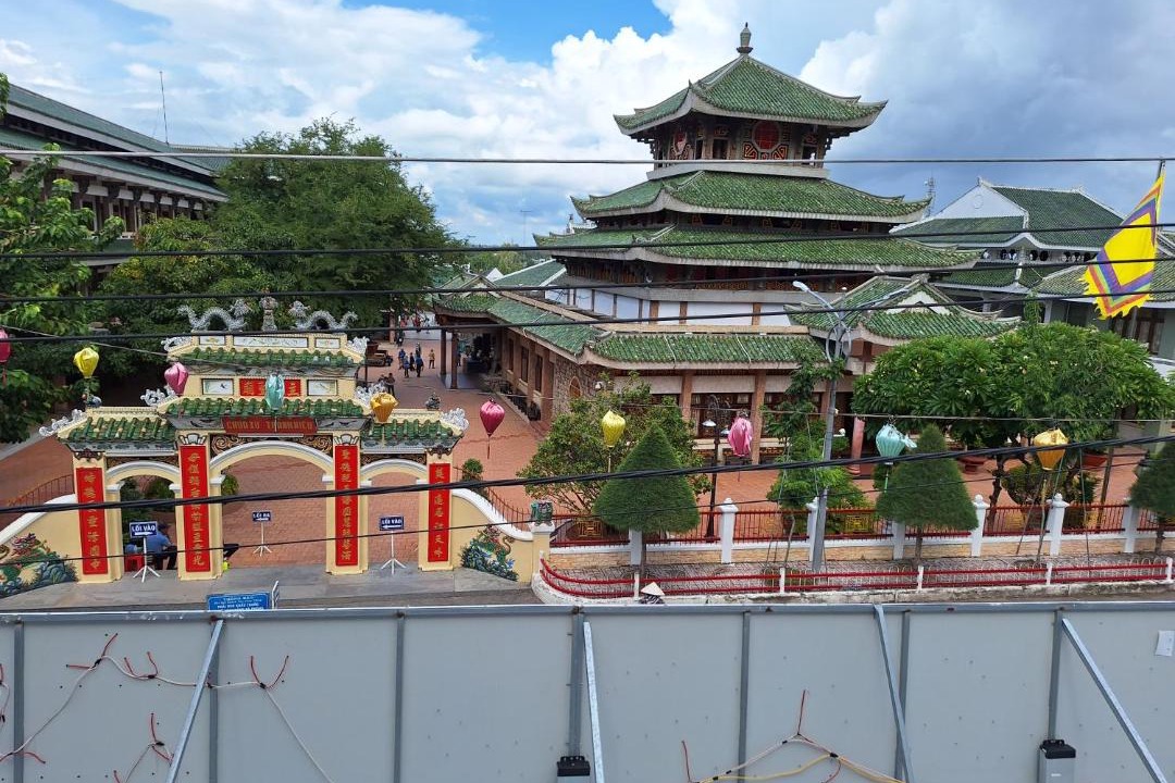Photo of Buildings in Nui Sam