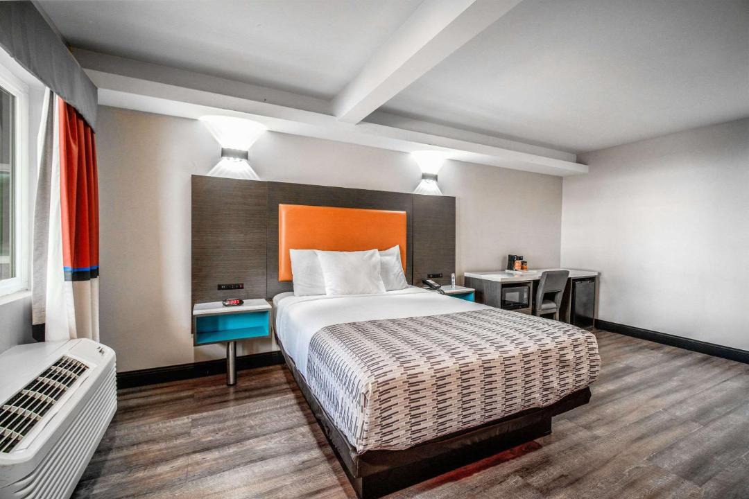 Photo of Bedroom in South Gate