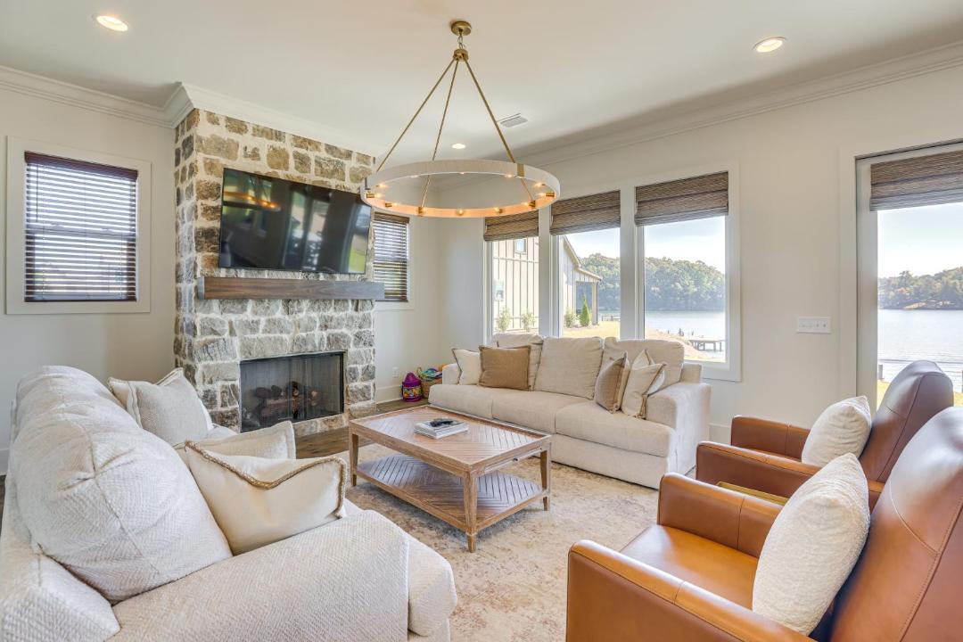 Photo of Livingroom in Alexander City