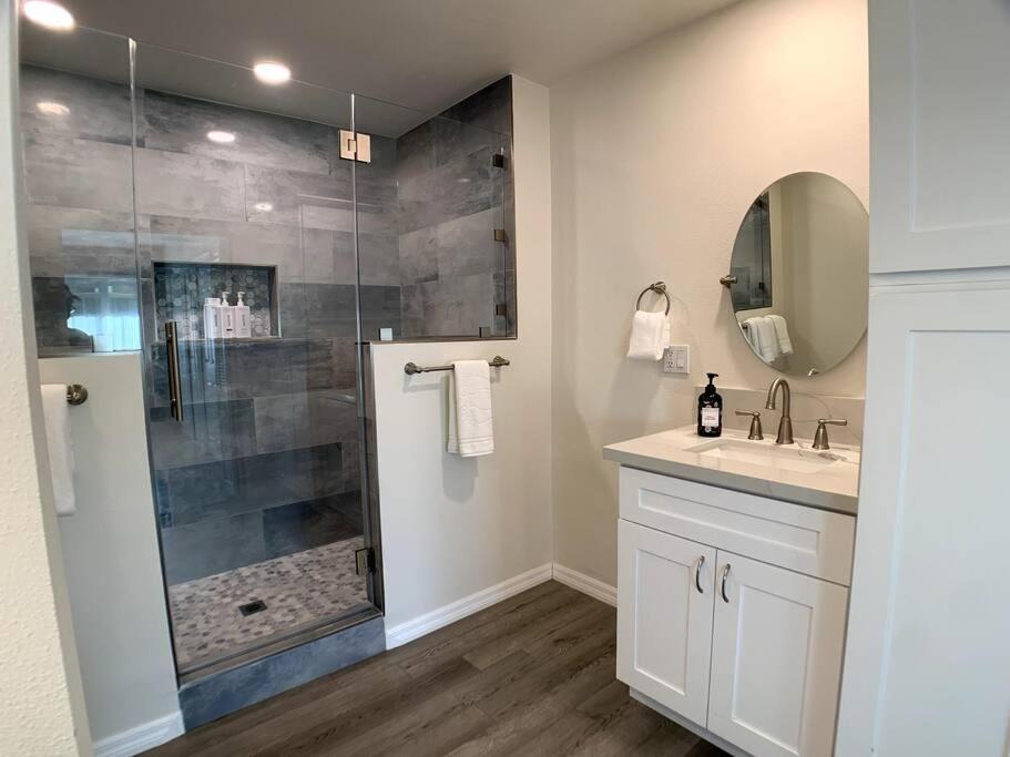 Photo of Bathroom in Estates at Canyon Crest