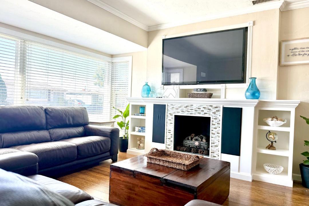 Photo of Livingroom in Rolando Park