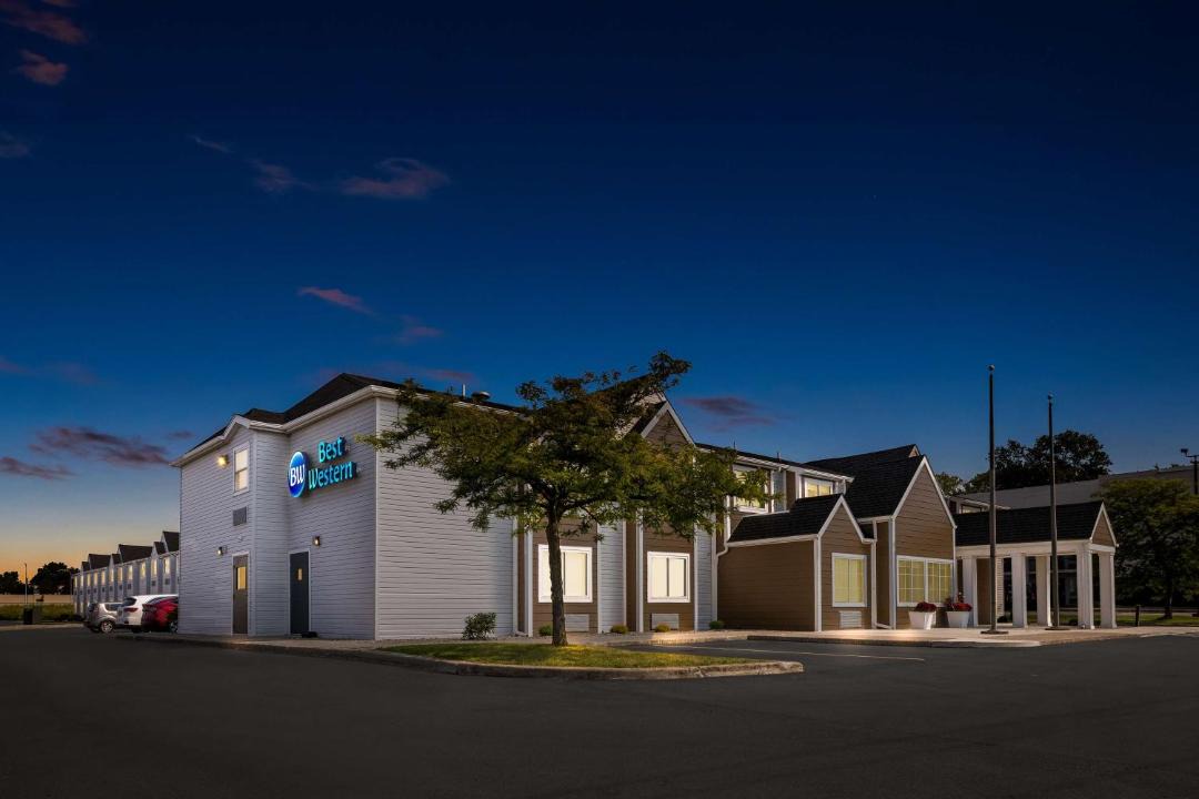 Photo of Buildings in Williamsville