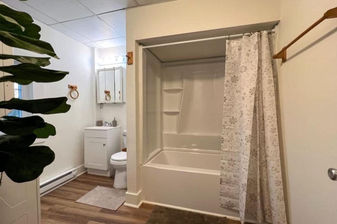 Photo of Bathroom in Cliffwood