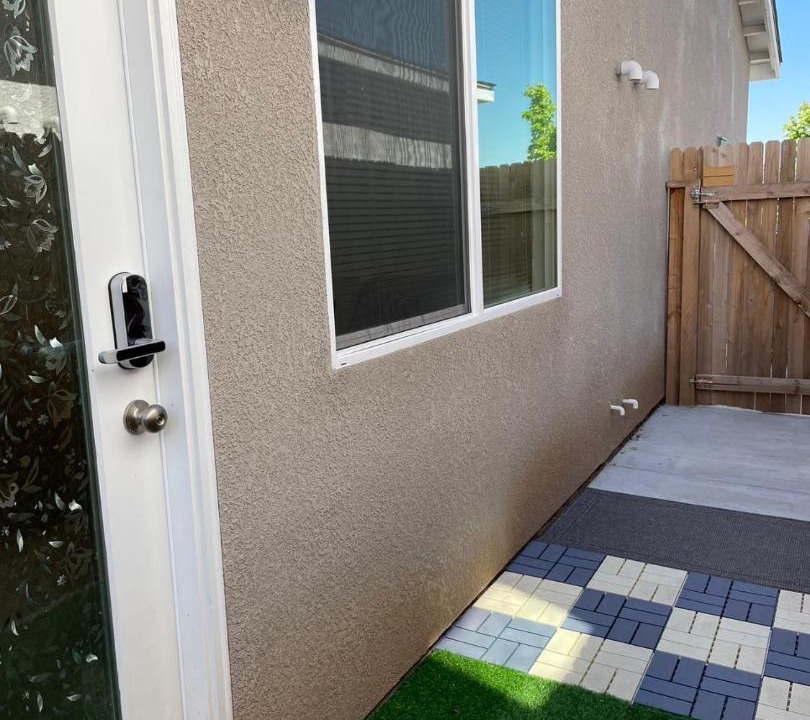 Photo of Patio Balcony in Raisin