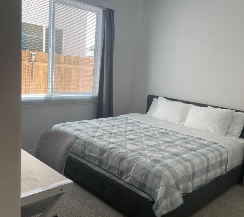 Photo of Bedroom in Raisin