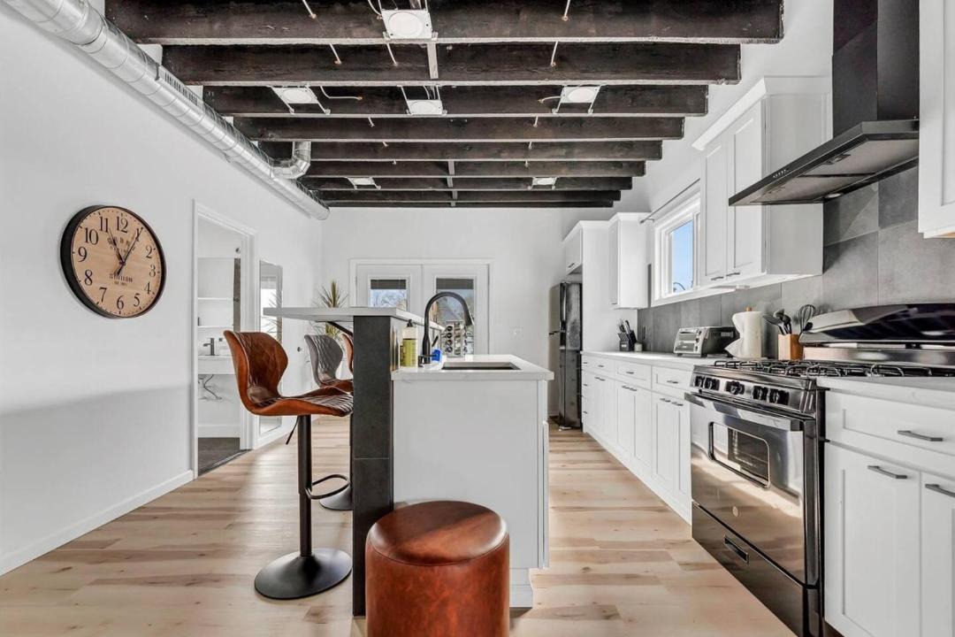 Photo of Kitchen in Lakeview