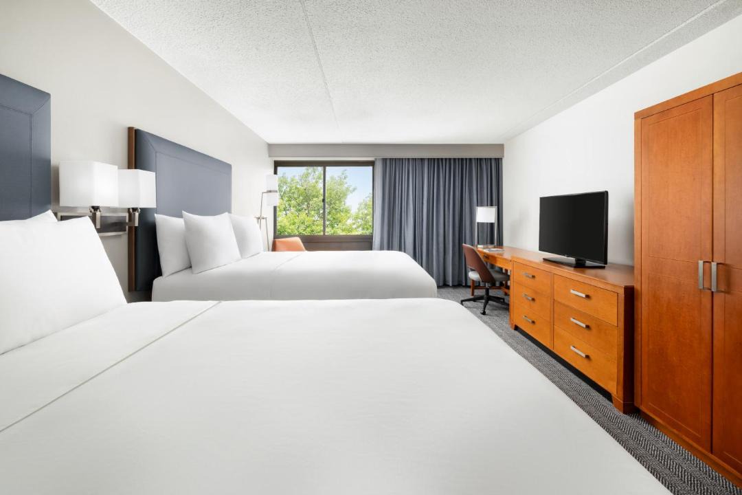 Photo of Bedroom in Montvale