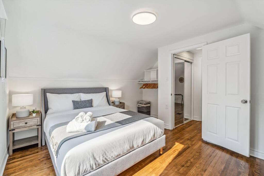 Photo of Bedroom in The Queensway