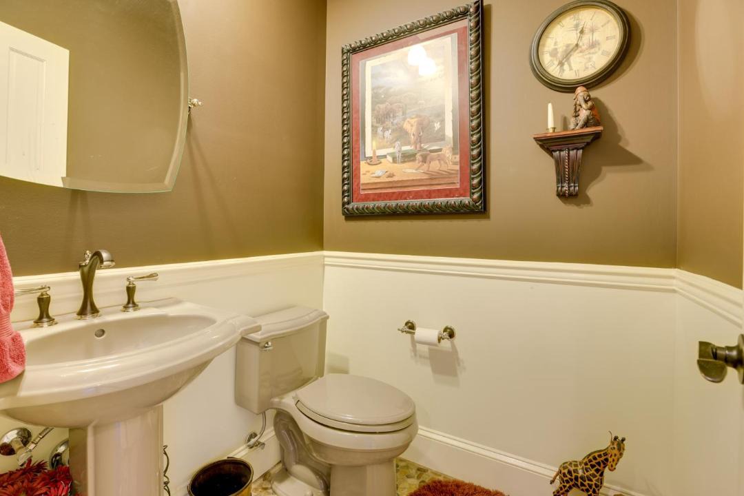 Photo of Bathroom in Alabaster