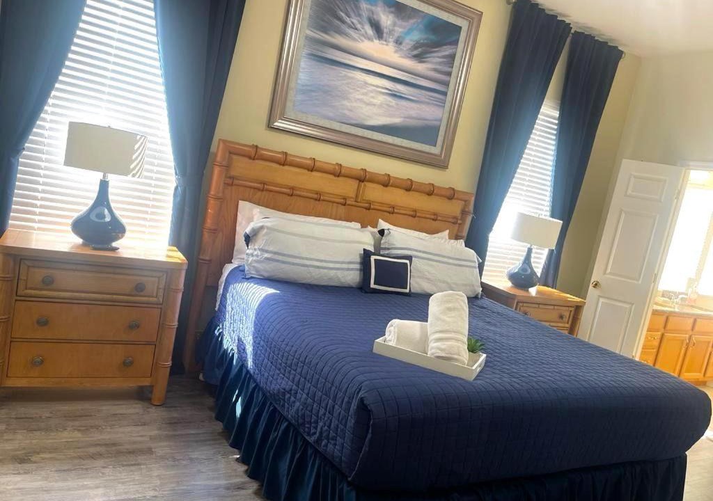 Photo of Bedroom in Ridgewood Lakes