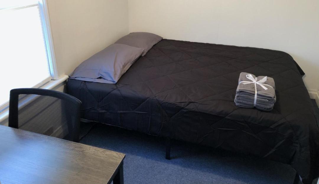 Photo of Bedroom in Perth Amboy