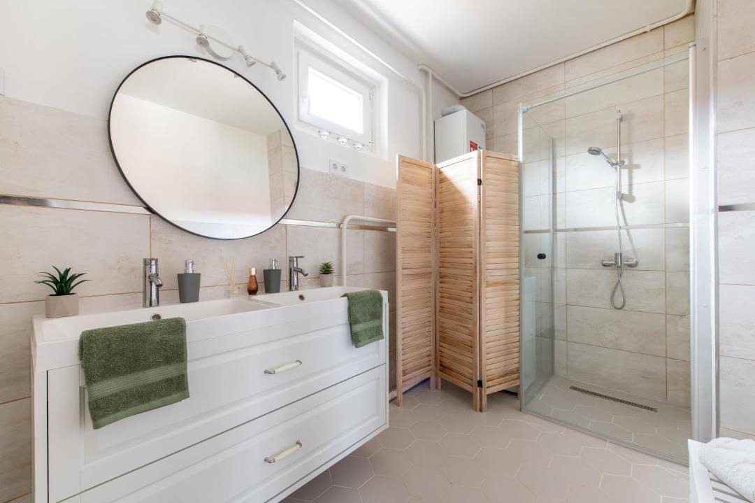 Photo of Bathroom in Tengod