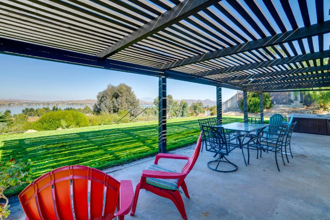 Photo of Patio Balcony in Lake Elsinore