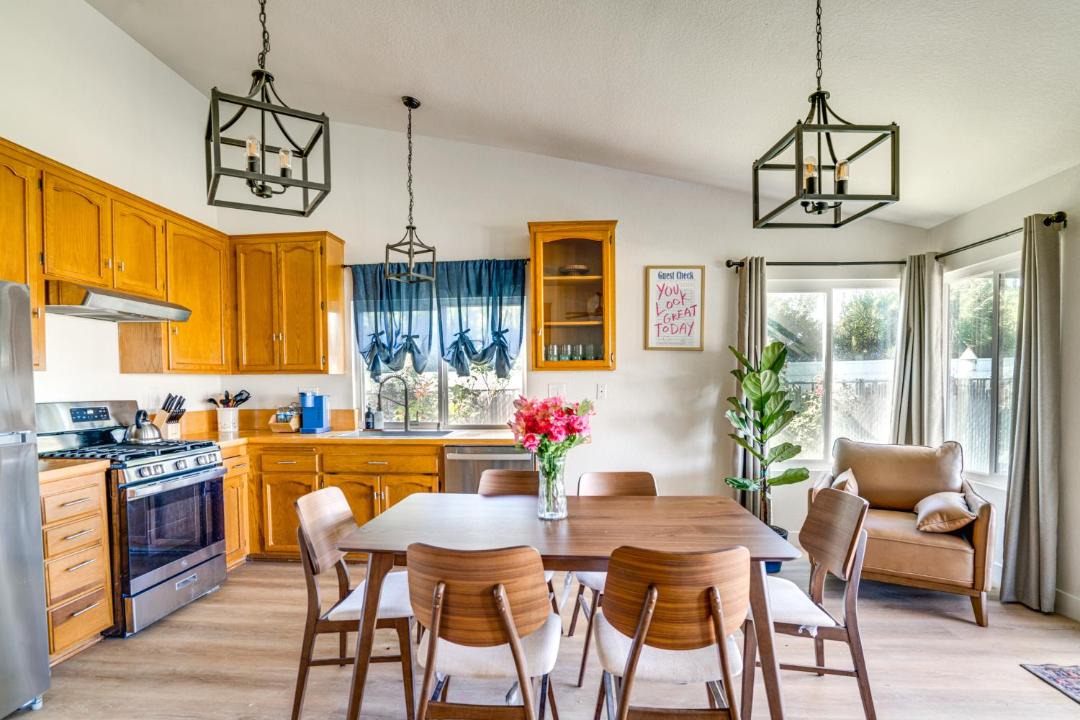 Photo of Kitchen in Lake Elsinore