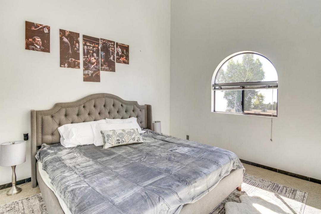 Photo of Bedroom in Western Malibu