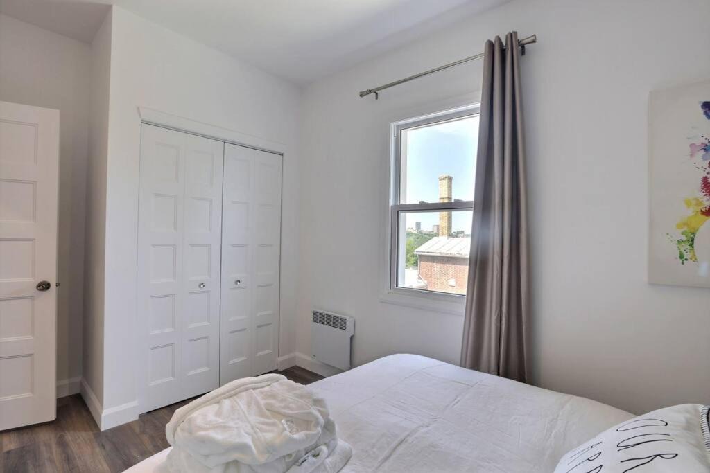 Photo of Bedroom in Desjardins