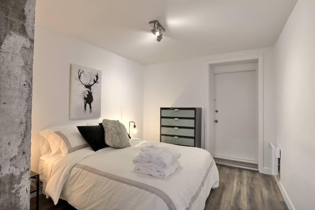 Photo of Bedroom in Desjardins