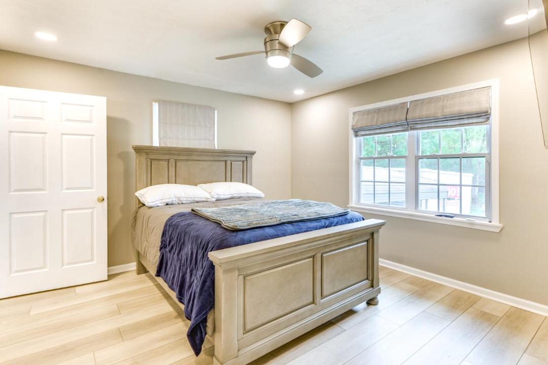 Photo of Bedroom in Shorter