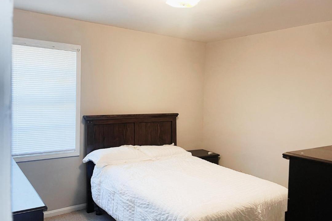 Photo of Bedroom in Tuscaloosa