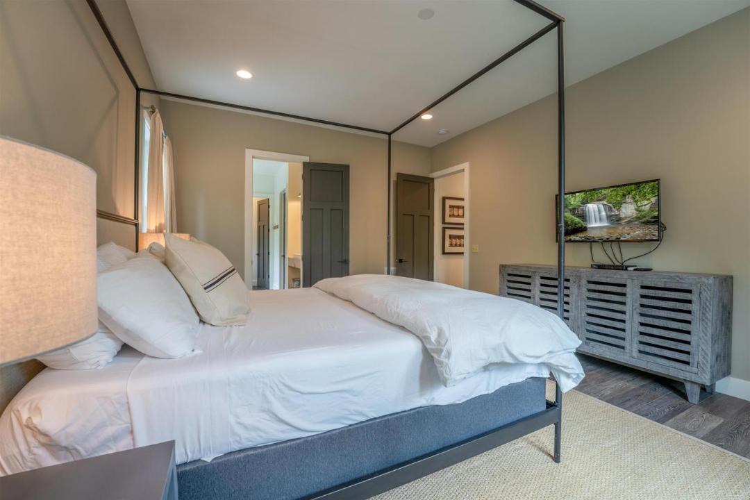 Photo of Bedroom in Pisgah Forest