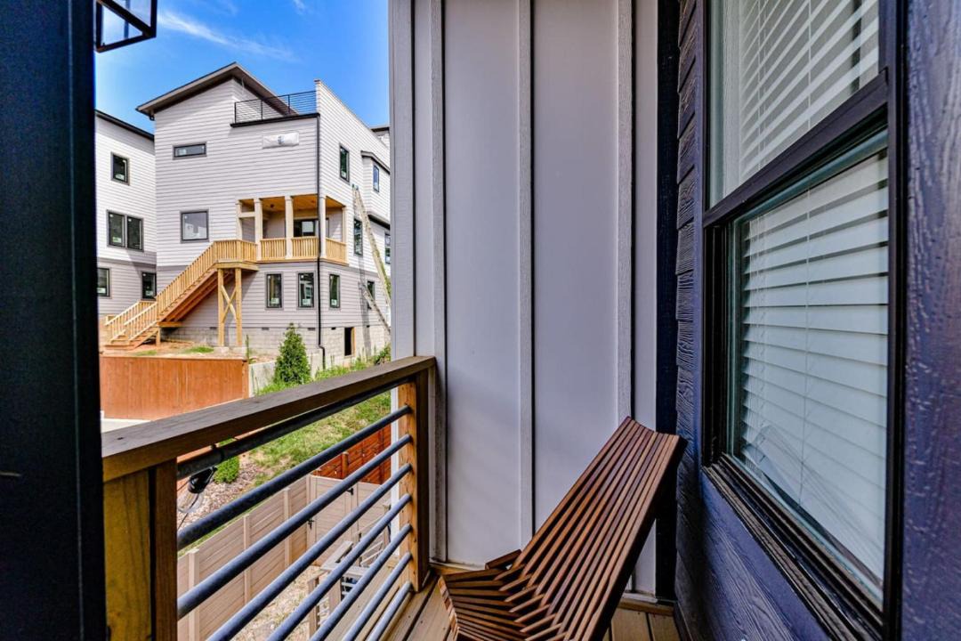 Photo of Patio Balcony in Plaza Midwood