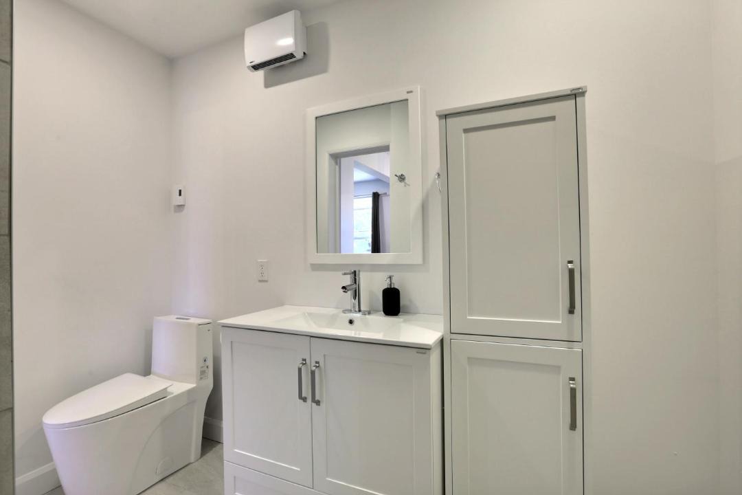 Photo of Bathroom in Desjardins