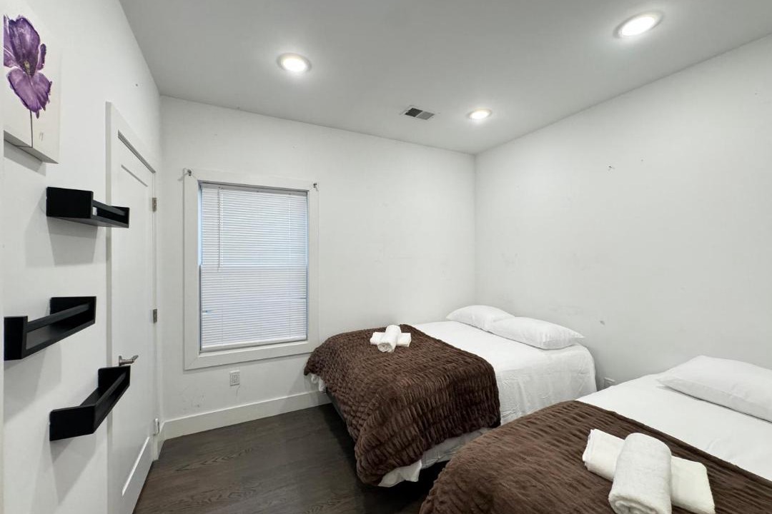 Photo of Bedroom in Communipaw