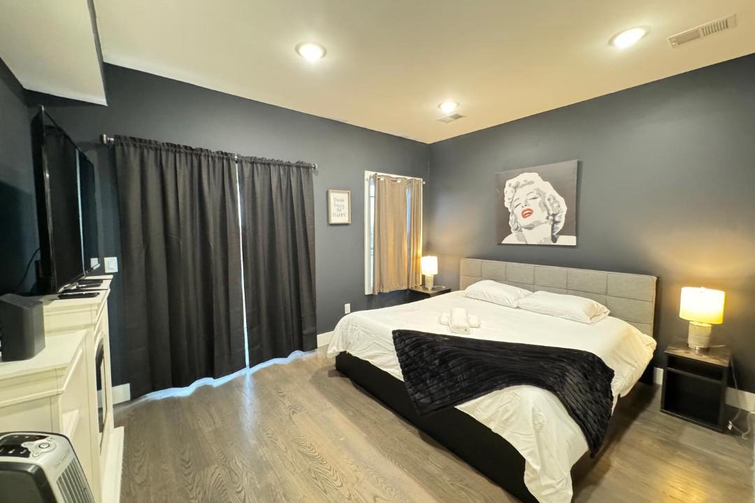 Photo of Bedroom in Communipaw