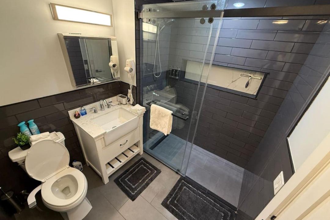 Photo of Bathroom in Paterson