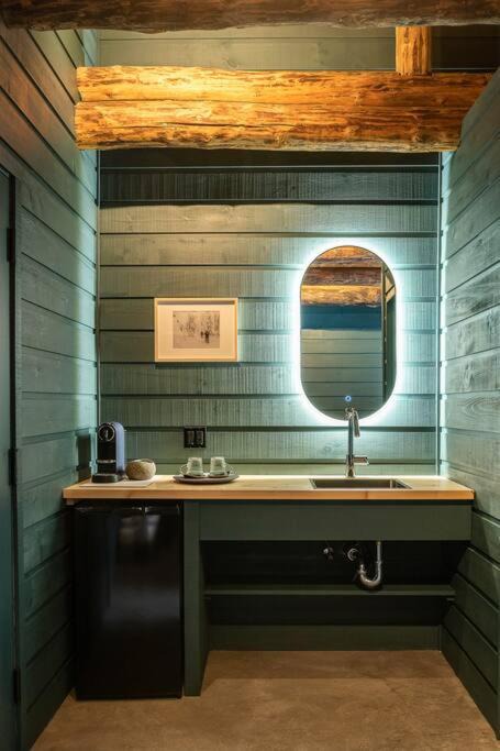 Photo of Bathroom in Saint-Simeon