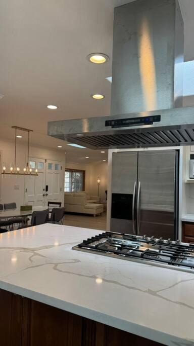 Photo of Kitchen in Valley View - Reed