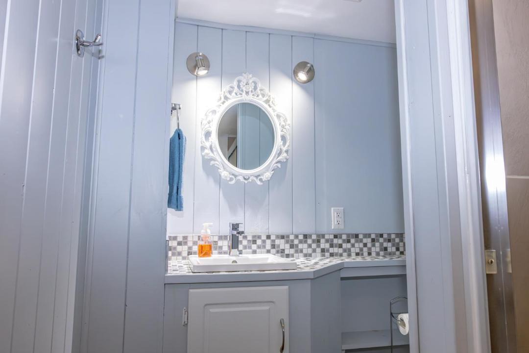 Photo of Bathroom in Baie Sainte-Catherine