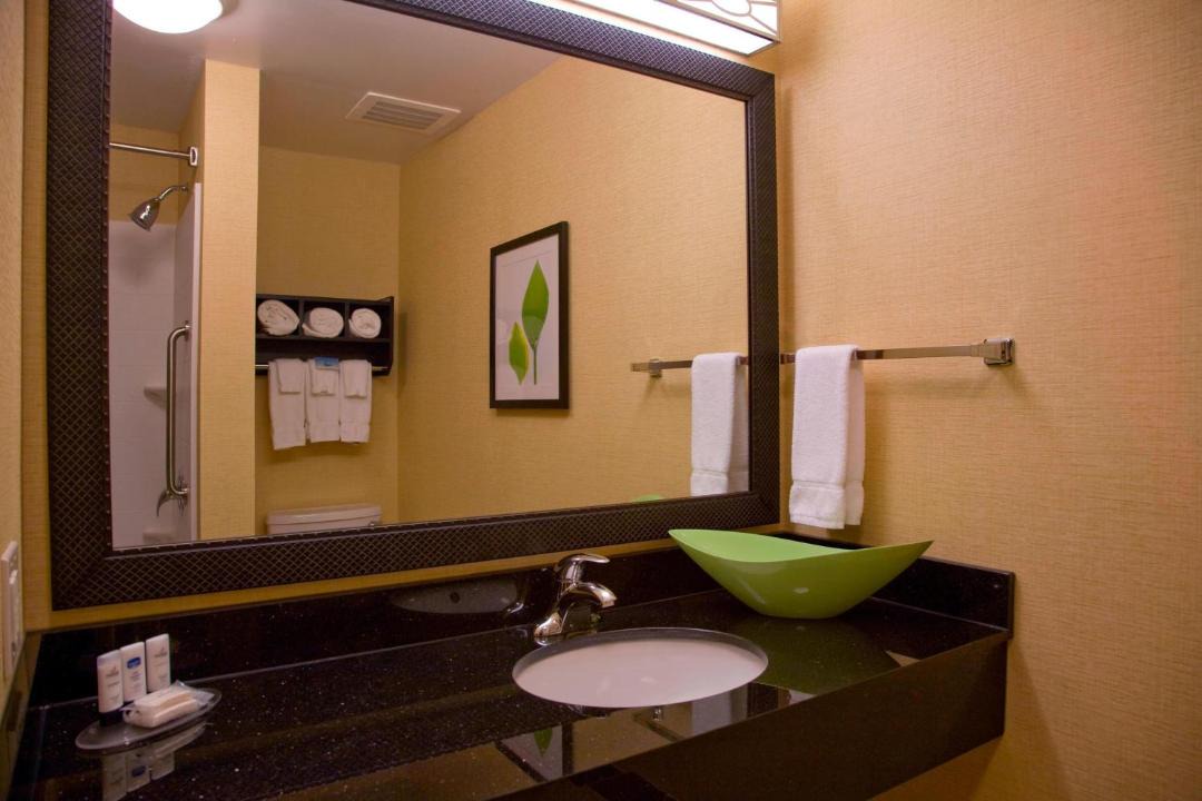 Photo of Bathroom in Gunter Afs