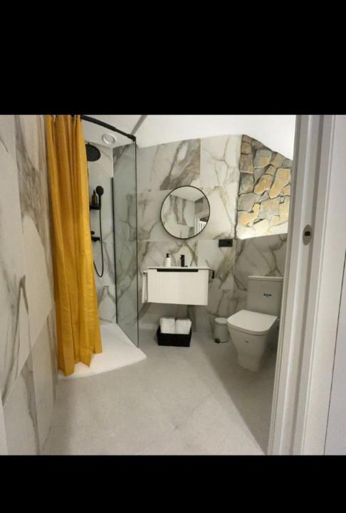 Photo of Bathroom in Benicalap