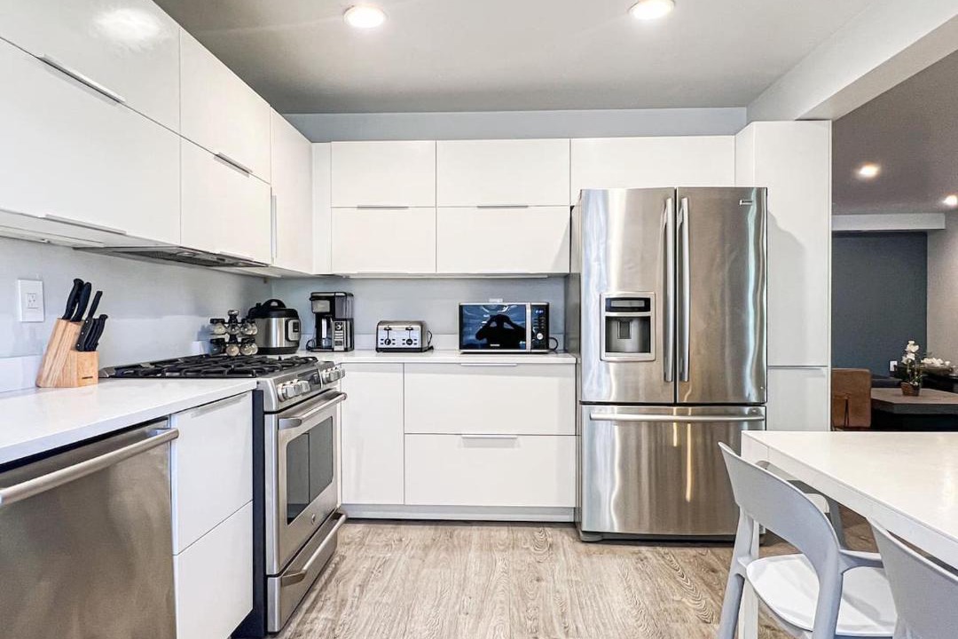 Photo of Kitchen in Ladera Heights