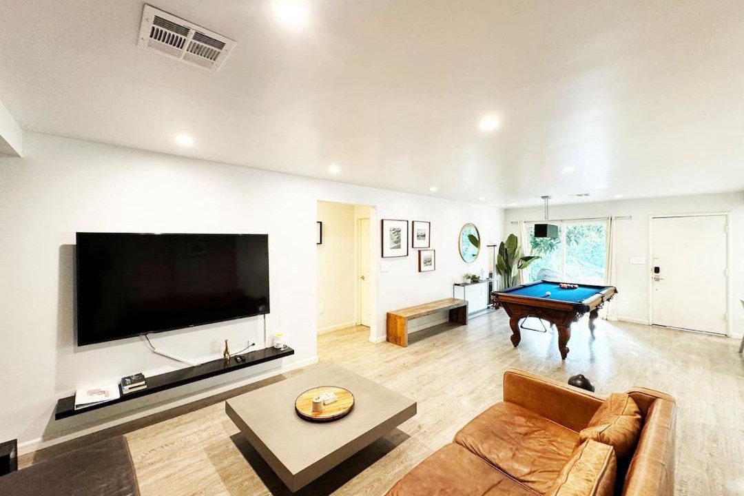 Photo of Livingroom in Ladera Heights