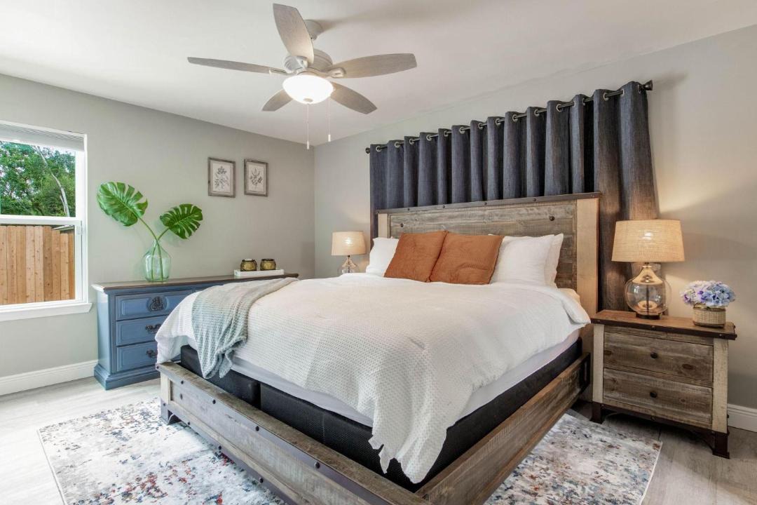 Photo of Bedroom in Pensacola