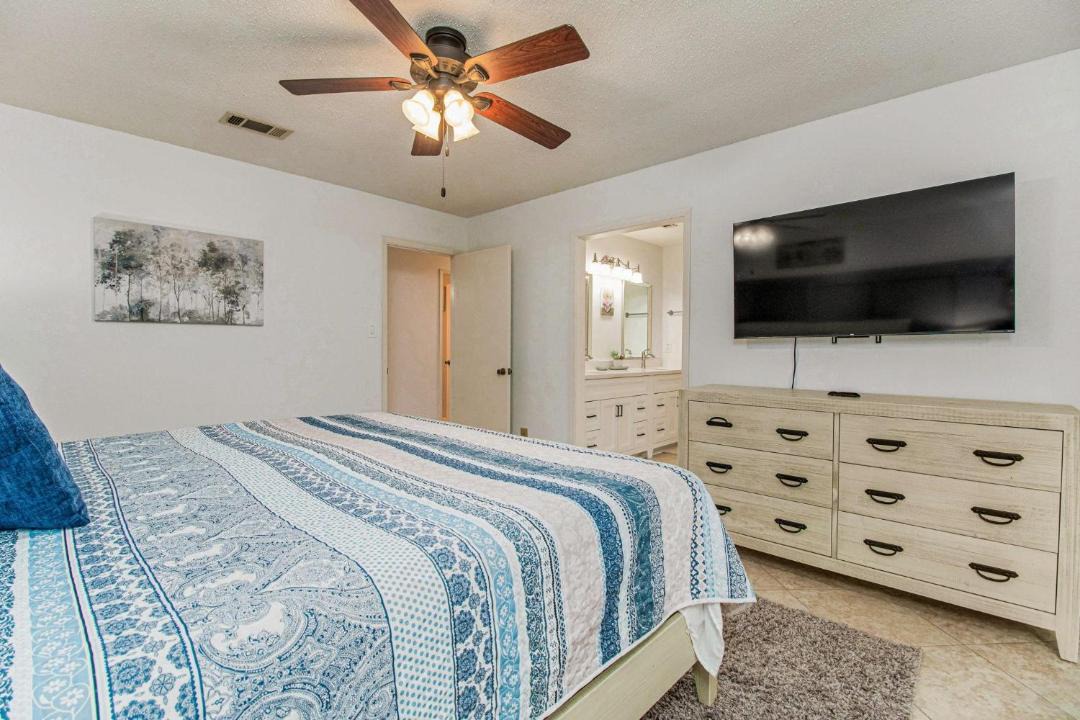 Photo of Bedroom in North Northwest Pensacola