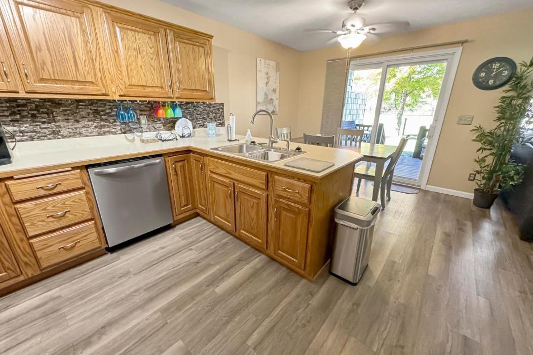 Photo of Kitchen in Kelleys Island