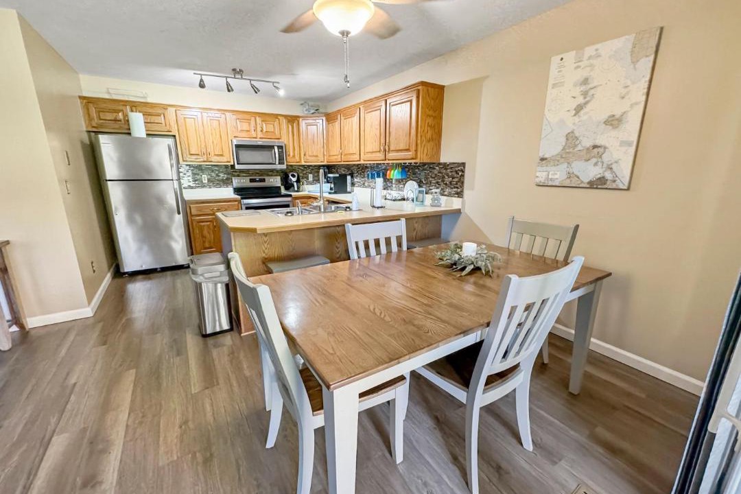 Photo of Kitchen in Kelleys Island
