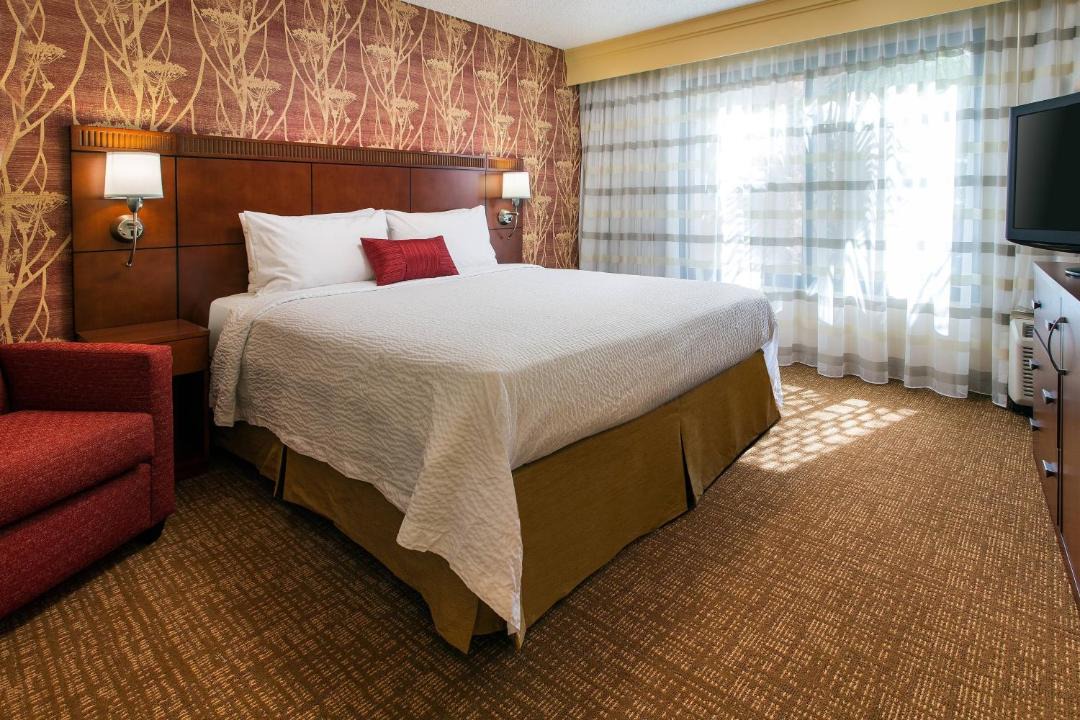 Photo of Bedroom in Santa Ana