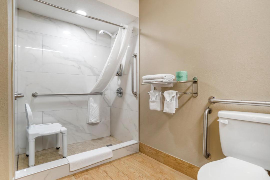 Photo of Bathroom in Tuscaloosa