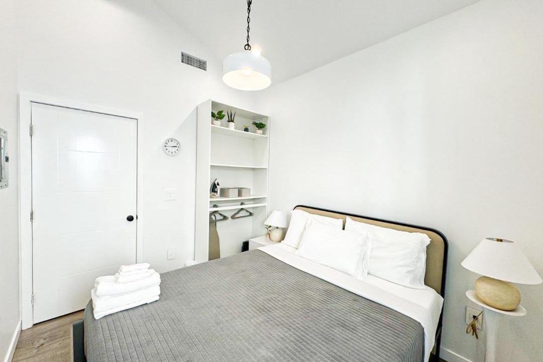 Photo of Bedroom in Ladera Heights