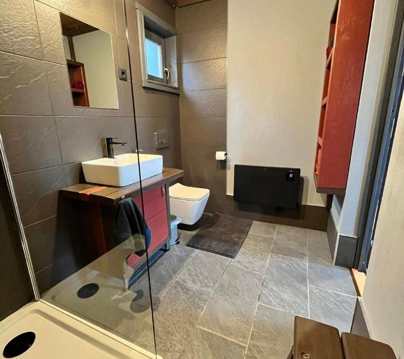 Photo of Bathroom in Veroce