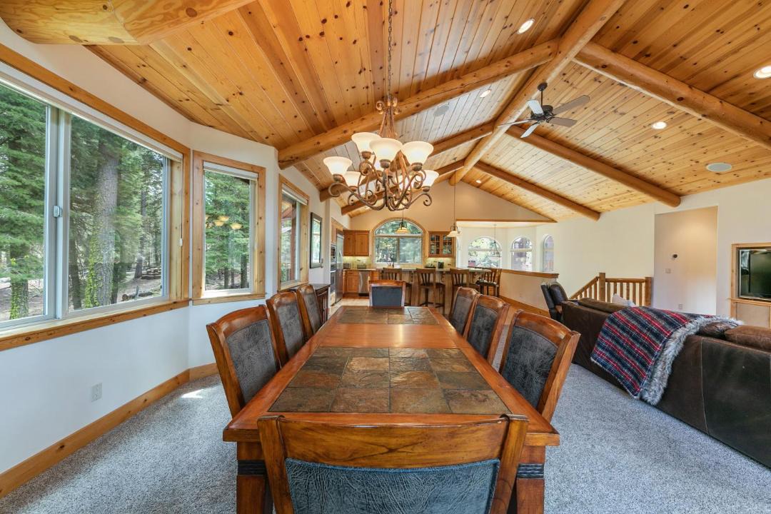 Photo of Others in Tahoe Pines