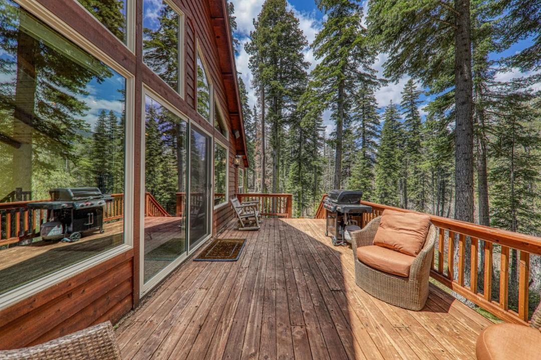 Photo of Patio Balcony in Tahoe Pines